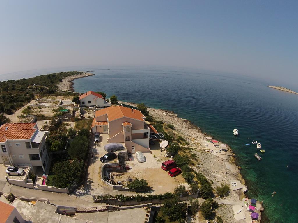 רוגוזניצה Direkt Am Meer-Apartments Puntaplanka מראה חיצוני תמונה