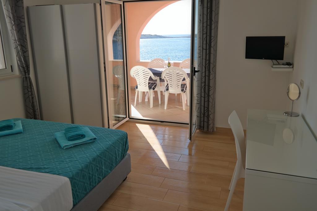 רוגוזניצה Direkt Am Meer-Apartments Puntaplanka מראה חיצוני תמונה