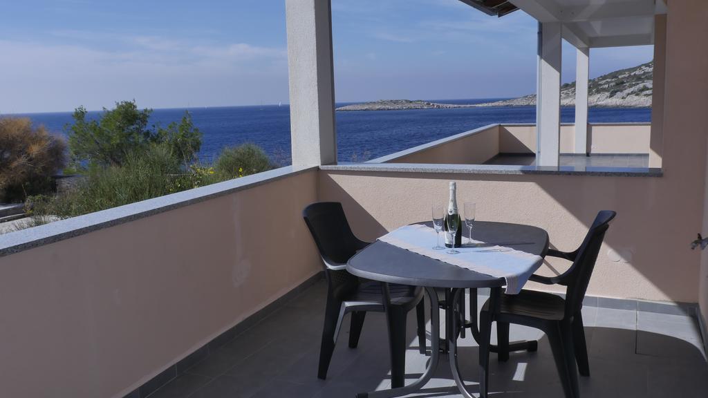 רוגוזניצה Direkt Am Meer-Apartments Puntaplanka מראה חיצוני תמונה